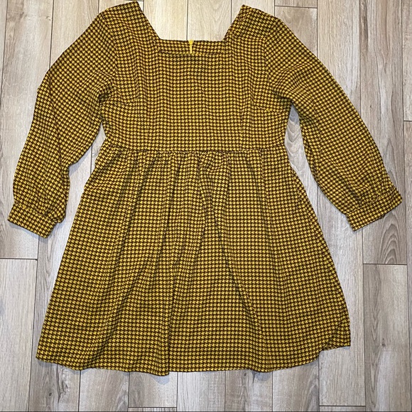 SHEIN Square Neck Houndstooth A-Line Dress - Picture 2 of 6